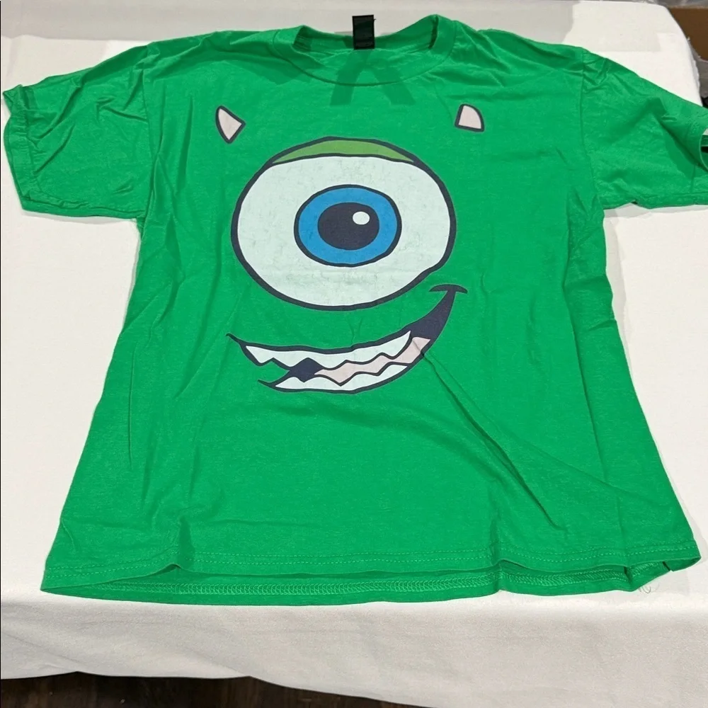 Kids t-shirt bundle. All size large.